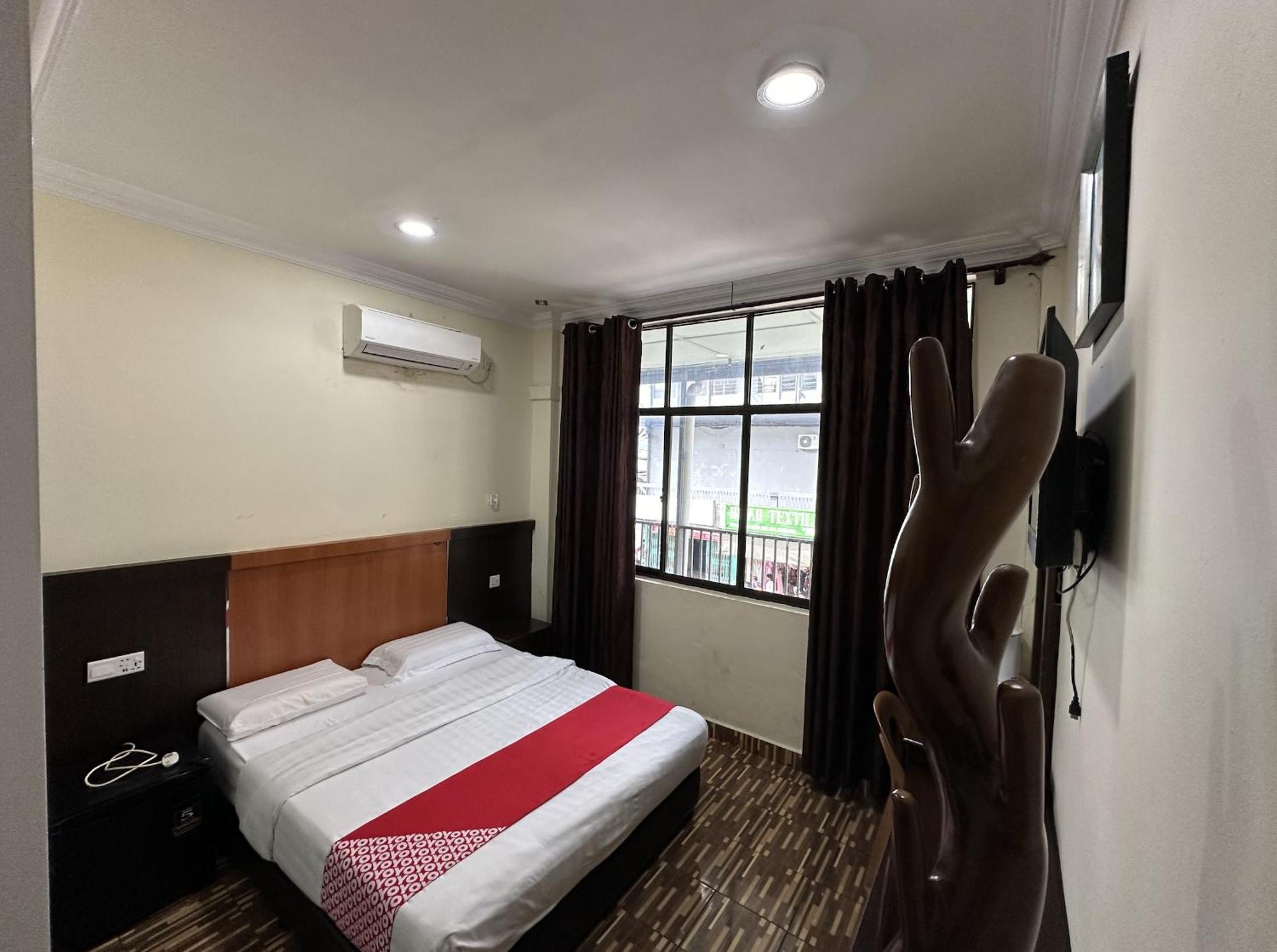 Grand Inn Hotel เซมปอร์นา ภายนอก รูปภาพ