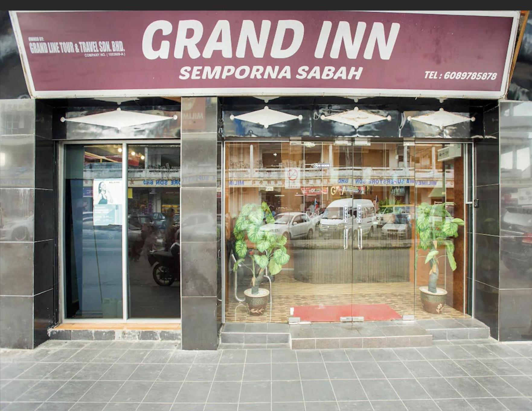 Grand Inn Hotel เซมปอร์นา ภายนอก รูปภาพ